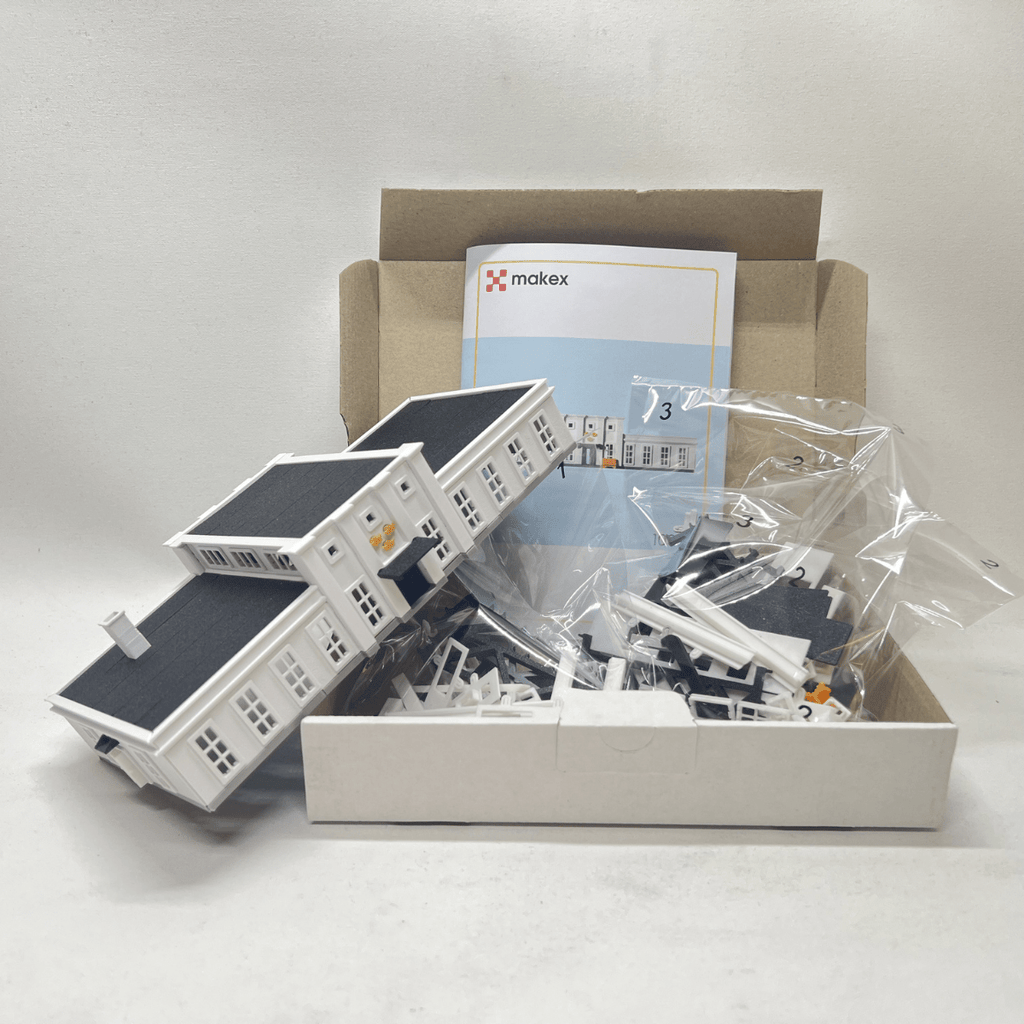 MAKEX World Heritage Grimeton Sändarsal – Klickbar Byggsats Skala 1:200 – 14+ år – Set 10373 - Makex AB